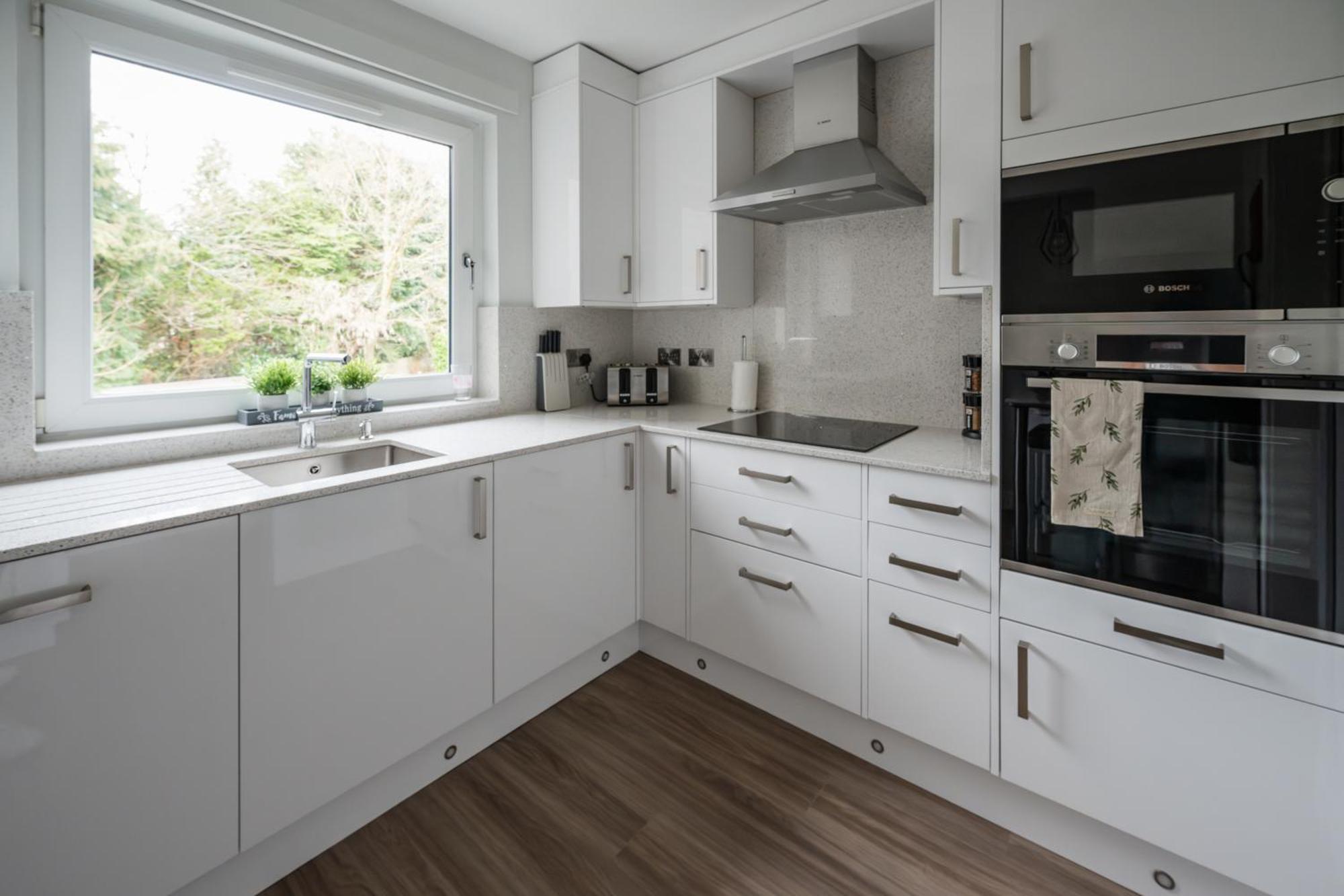 Quiet 2 Bedroom Gem In Stirling บริดจ์ออฟอัลลัน ภายนอก รูปภาพ